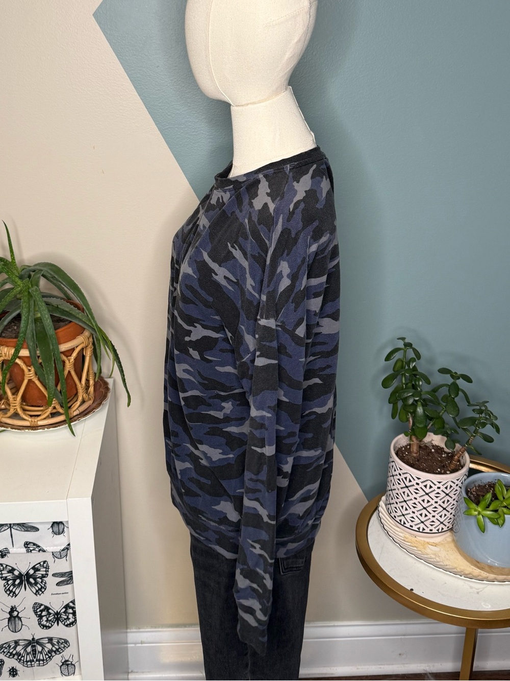 Athleta Blue Camo Soft Fleece Crewneck Sweatshirt M - Picture 3 of 10